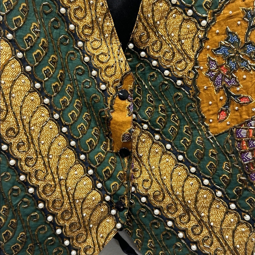 Vintage Beli Chic Women's Colorful Patchwork Vest - Picture 7 of 8